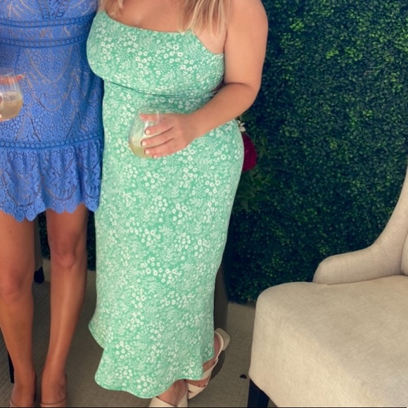 ASTR THE LABEL GABRIELLE FLORAL CUTOUT MIDI DRESS - Picture 5 of 5